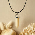 Colar Cristal Calcite Creme Marfim
