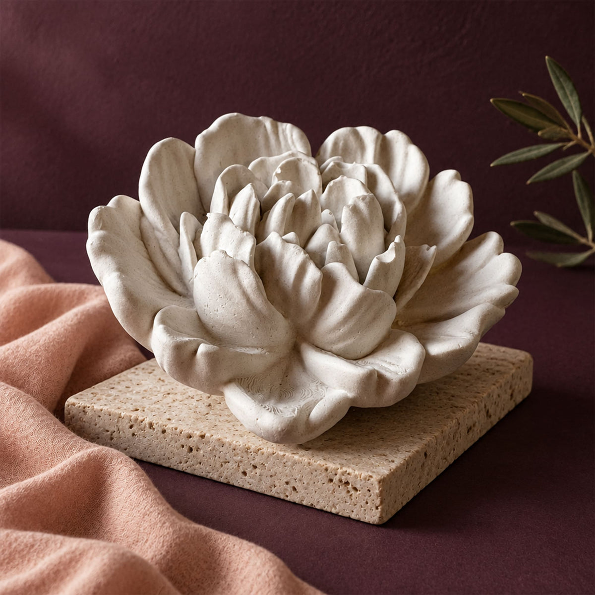 Flor Decorativa em Gesso