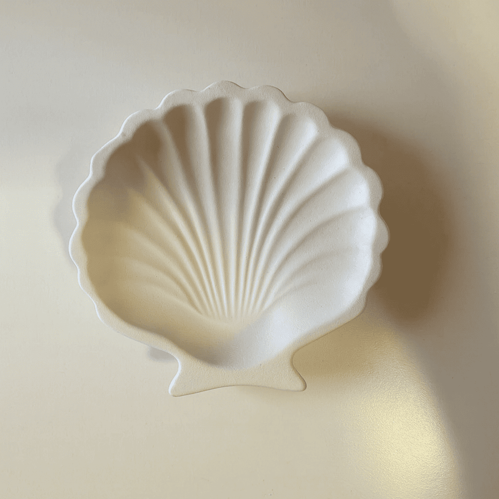 Prato Decorativo Concha em Gesso