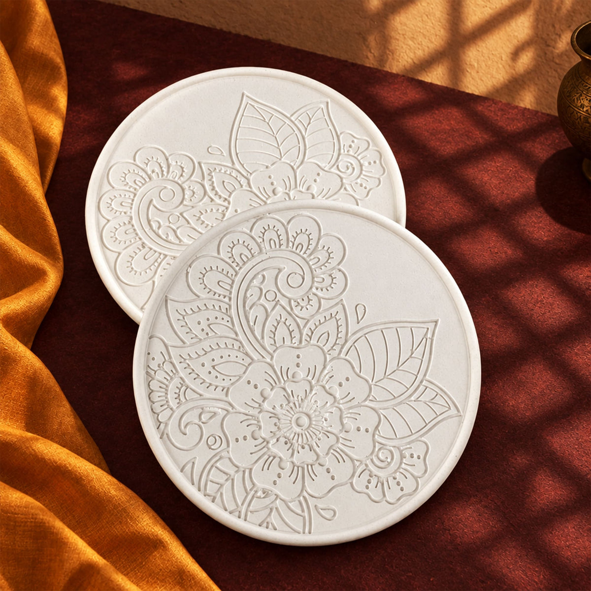 Prato Mandala Floral Decorativo em Gesso