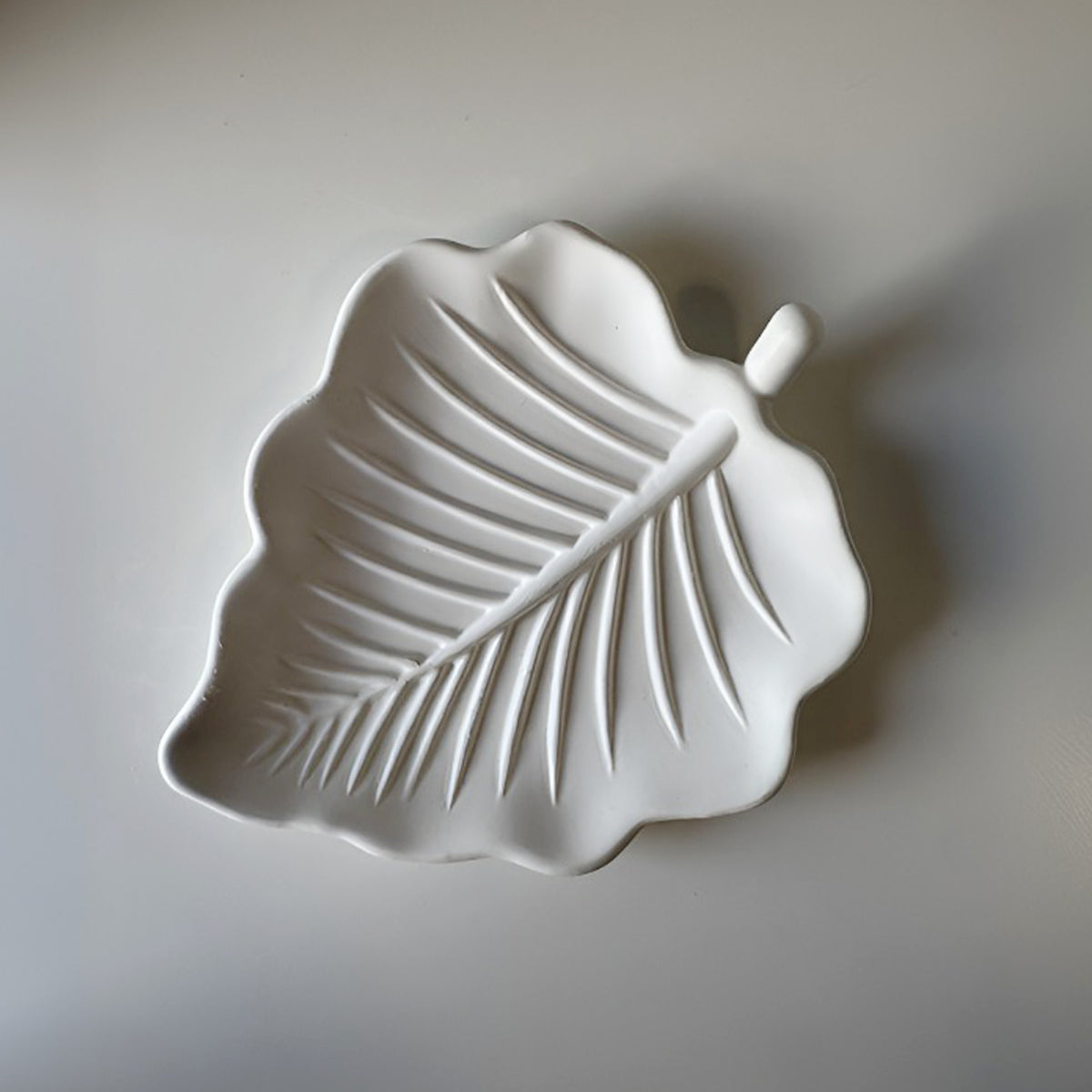 Prato Decorativo Folha em Gesso
